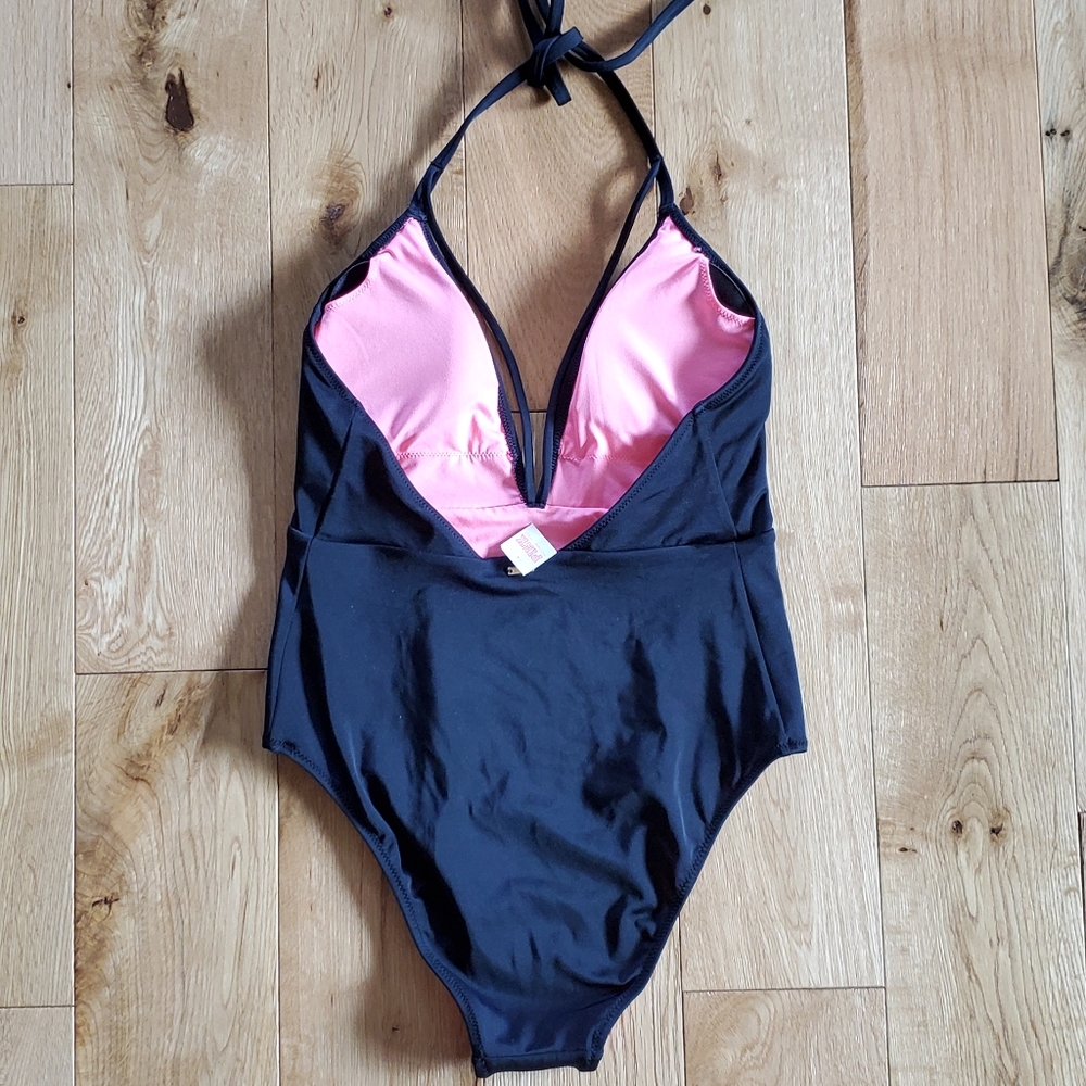 NWT! Victoria's Secret Pink low plunge swimsuit. - Picture 4 of 5